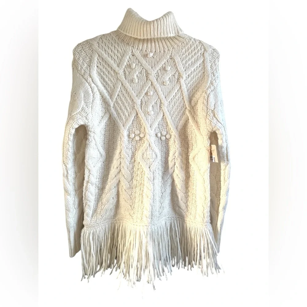 NWT Women’s Room 34 Dex/ Black Tape Cream Turtleneck Sweater in Size Medium. - Picture 2 of 13